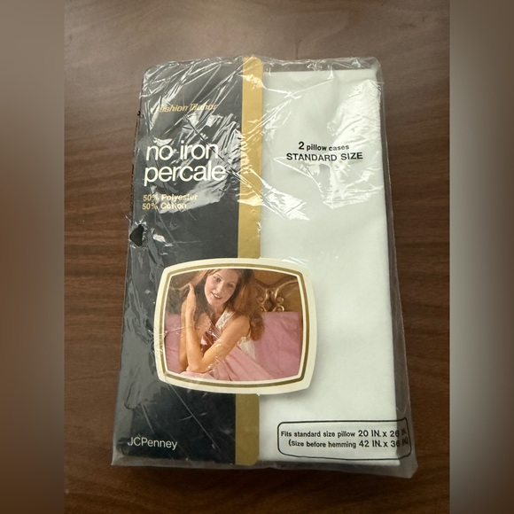 JCPenney White No-Iron Percale Pillowcases - Picture 1 of 2